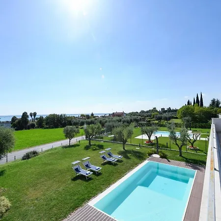 Easy Life By Garda Villa Moniga del Garda